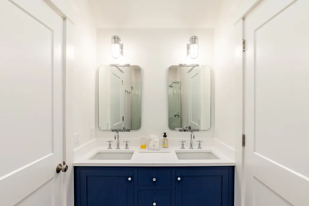 38 Pinehurst Road Edgartown MA 02539