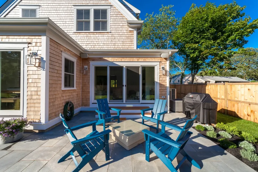 38 Pinehurst Road Edgartown MA 02539