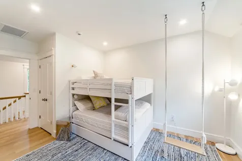 38 Pinehurst Road Edgartown MA 02539