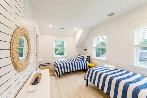 38 Pinehurst Road Edgartown MA 02539