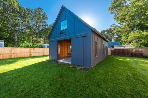 38 Pinehurst Road Edgartown MA 02539