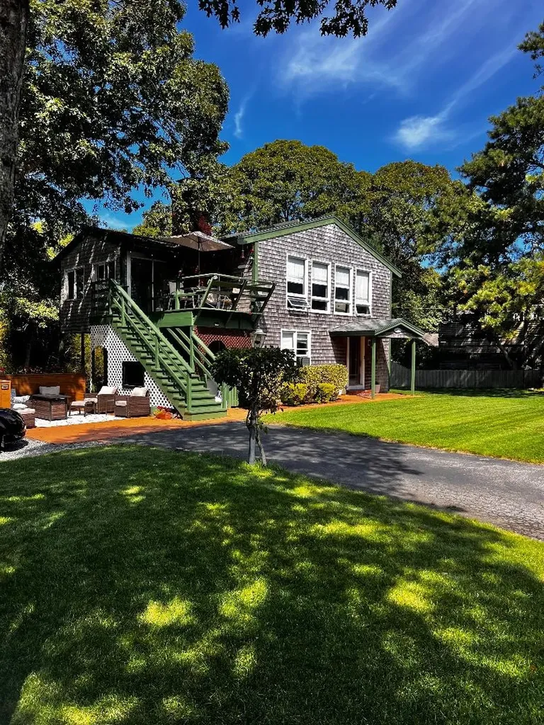 101 Tradewinds Road Oak Bluffs MA 02557