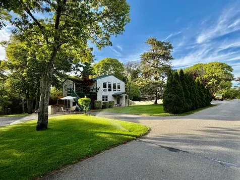 101 Tradewinds Road Oak Bluffs MA 02557