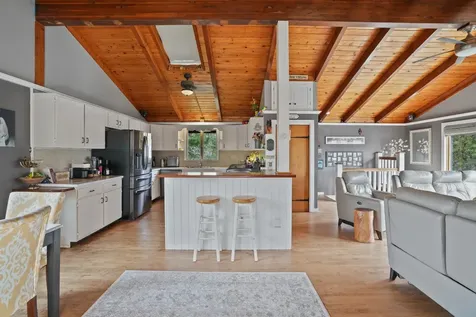 101 Tradewinds Road Oak Bluffs MA 02557