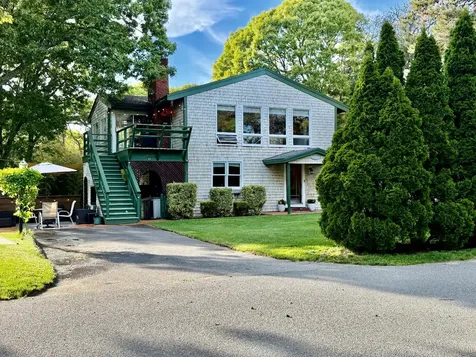 101 Tradewinds Road Oak Bluffs MA 02557