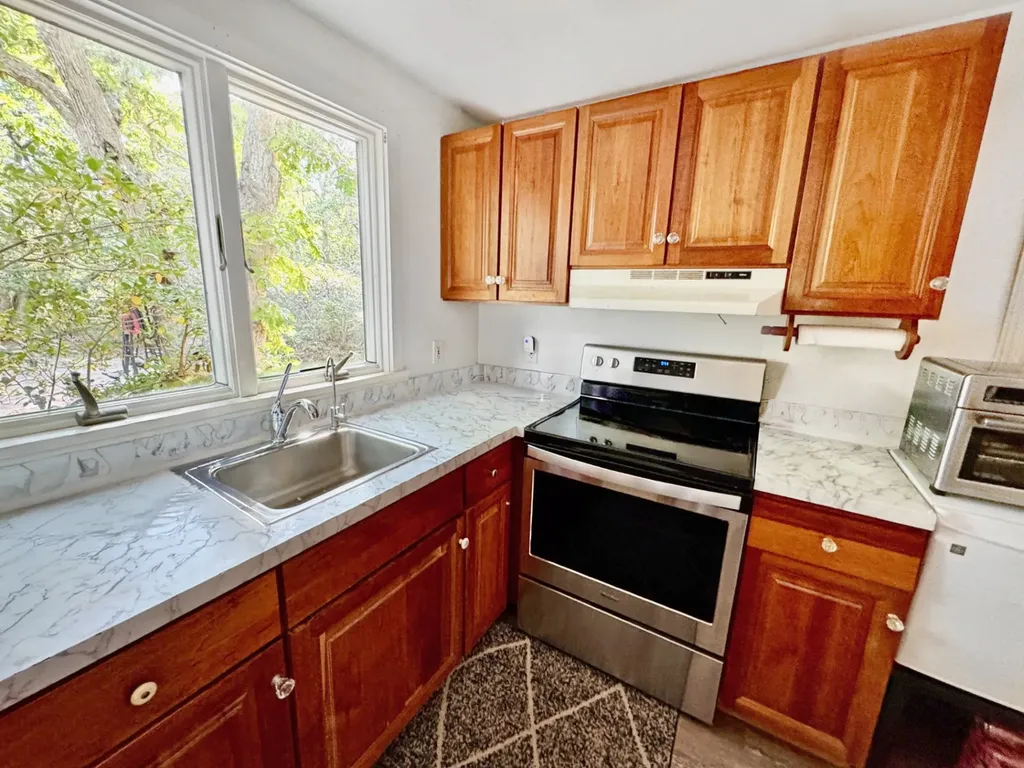 47 Quenames Road Chilmark MA 02535
