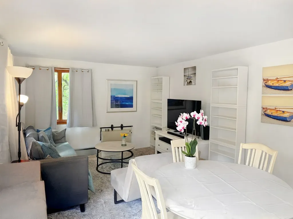 47 Quenames Road Chilmark MA 02535