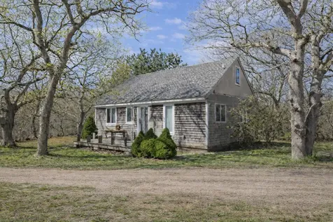 47 Quenames Road Chilmark MA 02535