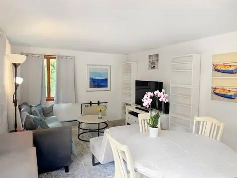 47 Quenames Road Chilmark MA 02535