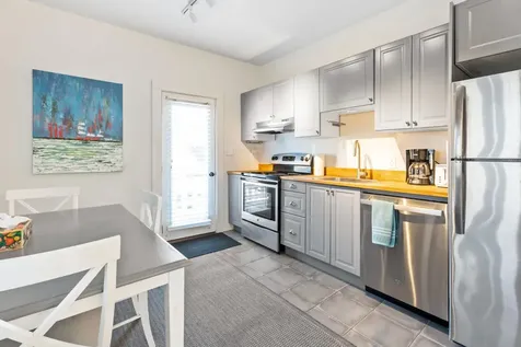 35 New York Avenue Oak Bluffs MA 02557