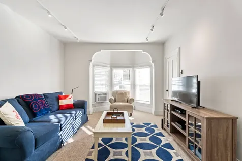 35 New York Avenue Oak Bluffs MA 02557