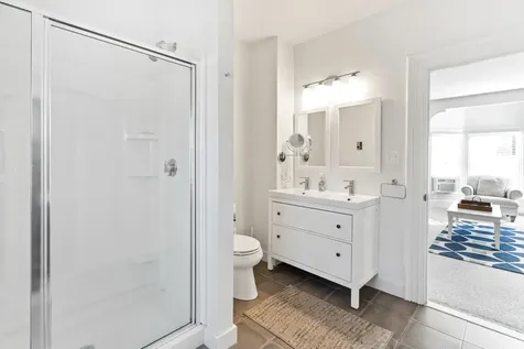 35 New York Avenue Oak Bluffs MA 02557