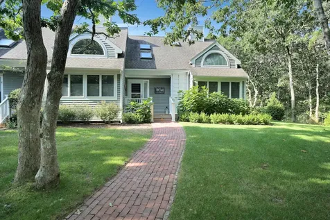 7 Meetinghouse Village Way Edgartown MA 02539