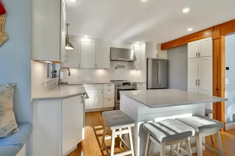 7 Meetinghouse Village Way Edgartown MA 02539
