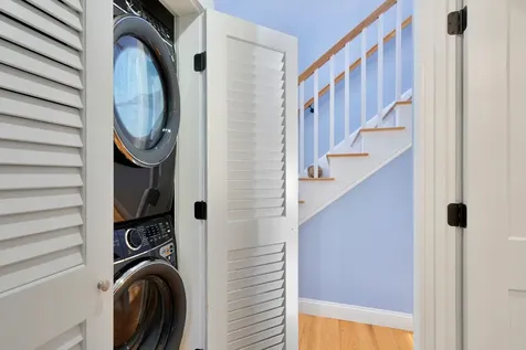 7 Meetinghouse Village Way Edgartown MA 02539