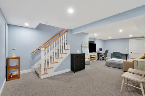 7 Meetinghouse Village Way Edgartown MA 02539