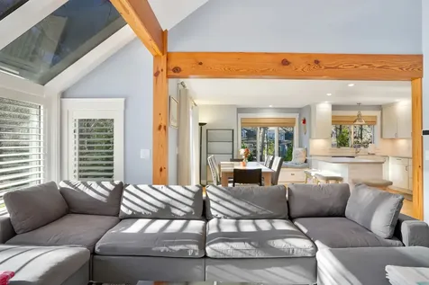 7 Meetinghouse Village Way Edgartown MA 02539