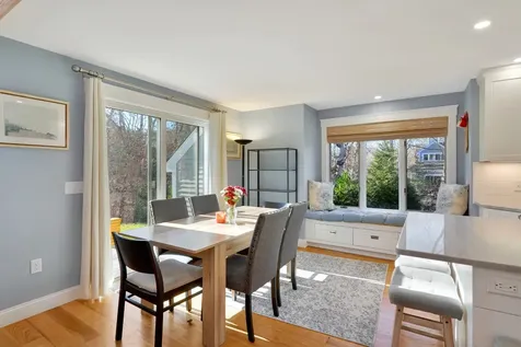 7 Meetinghouse Village Way Edgartown MA 02539