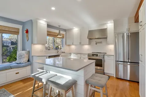 7 Meetinghouse Village Way Edgartown MA 02539