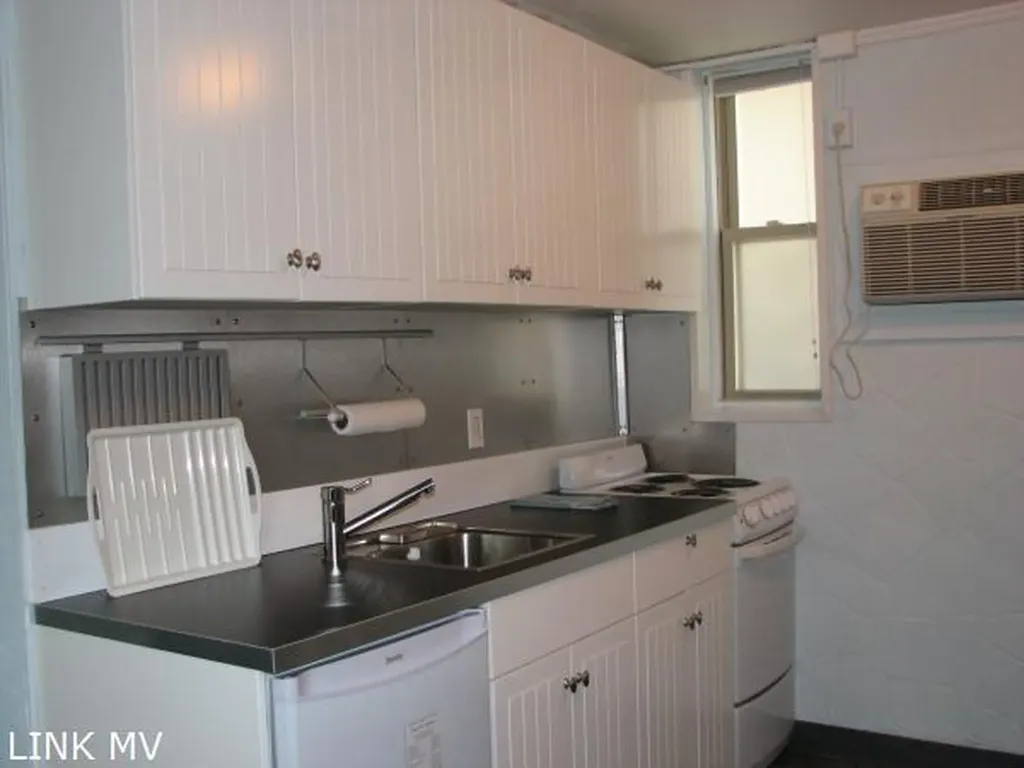 60 Beach Road Vineyard Haven MA 02568