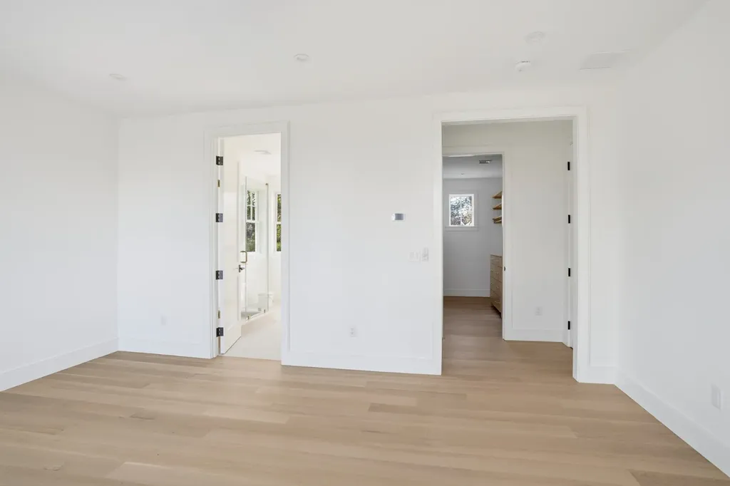 35 Mt Aldworth Road Vineyard Haven MA 02568