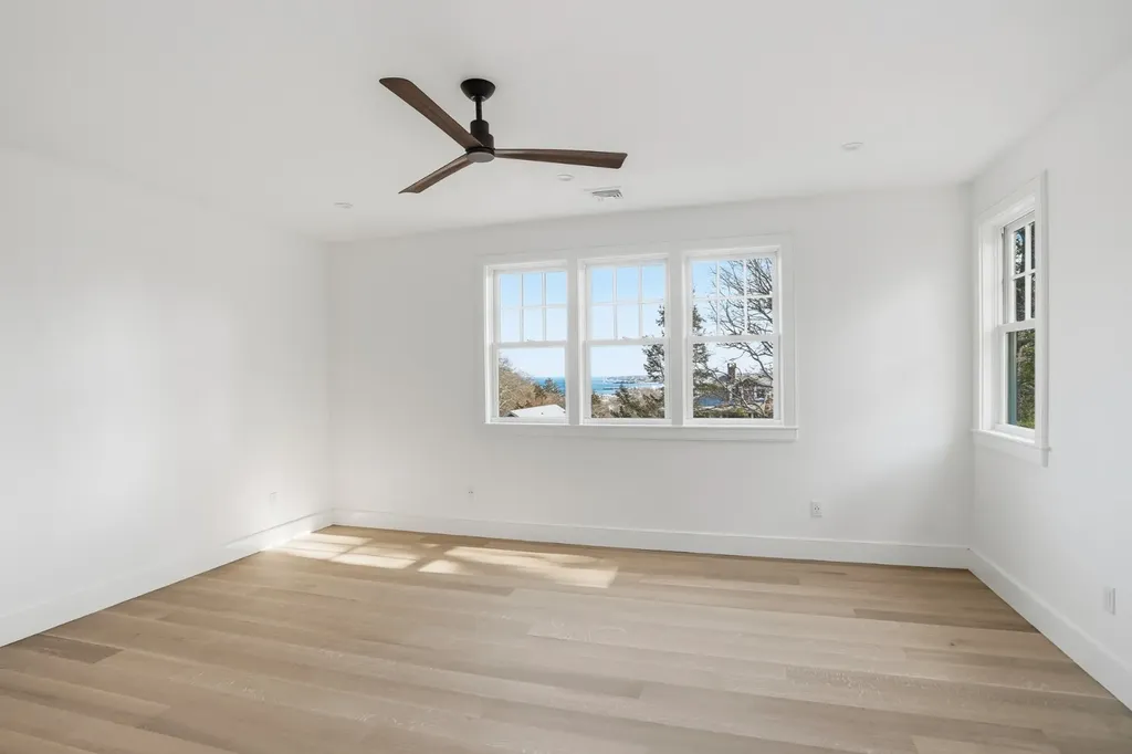 35 Mt Aldworth Road Vineyard Haven MA 02568