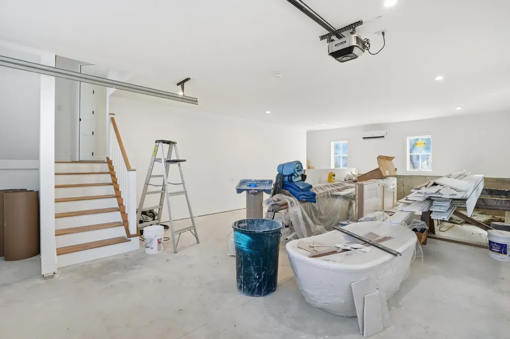 35 Mt Aldworth Road Vineyard Haven MA 02568