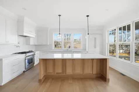 35 Mt Aldworth Road Vineyard Haven MA 02568
