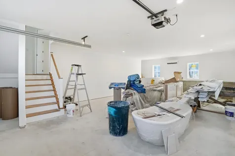 35 Mount Aldworth Road Vineyard Haven MA 02568