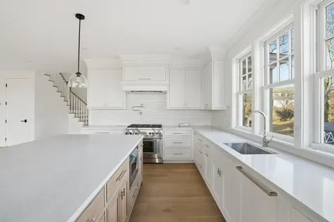 35 Mt Aldworth Road Vineyard Haven MA 02568