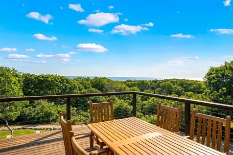 4 Nomans Watch Road Aquinnah MA 02535