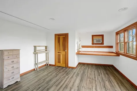 4 Nomans Watch Road Aquinnah MA 02535