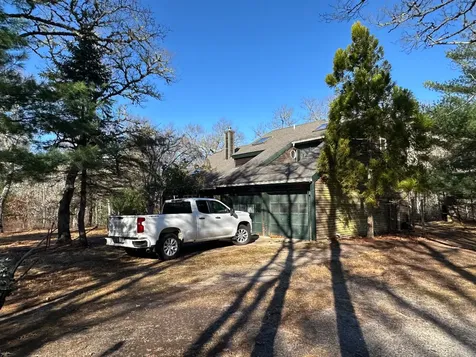 20 Brook Hollow Road West Tisbury MA 02575