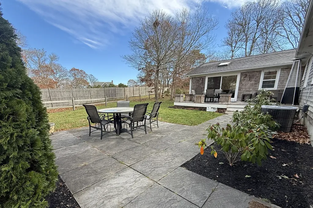 35 Mariners Way Edgartown MA 02539