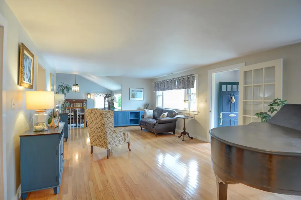 35 Mariners Way Edgartown MA 02539