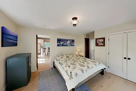 114 Meetinghouse Way Edgartown MA 02539