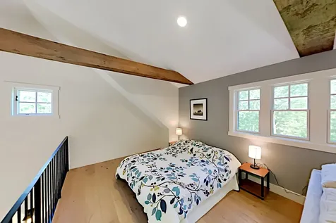 114 Meetinghouse Way Edgartown MA 02539