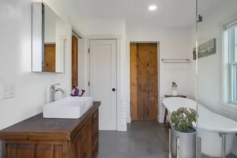 114 Meetinghouse Way Edgartown MA 02539
