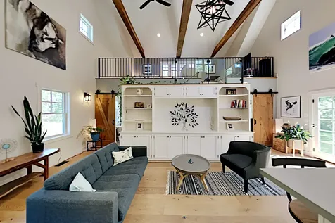 114 Meetinghouse Way Edgartown MA 02539