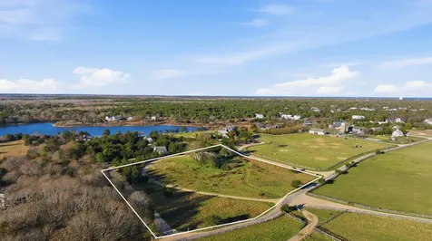 31 Butlers Cove Road Edgartown MA 02539