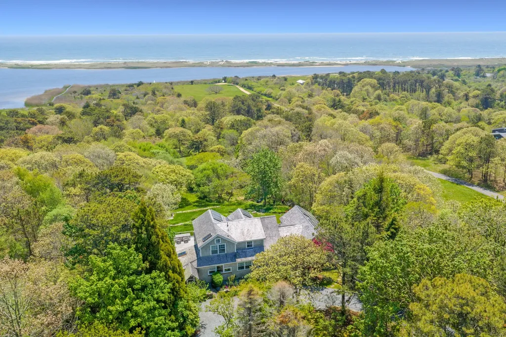 308 South Road Chilmark MA 02535