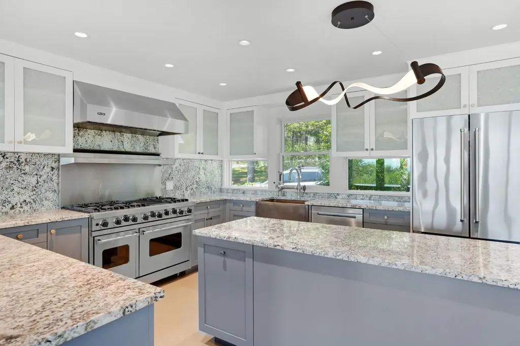 308 South Road Chilmark MA 02535
