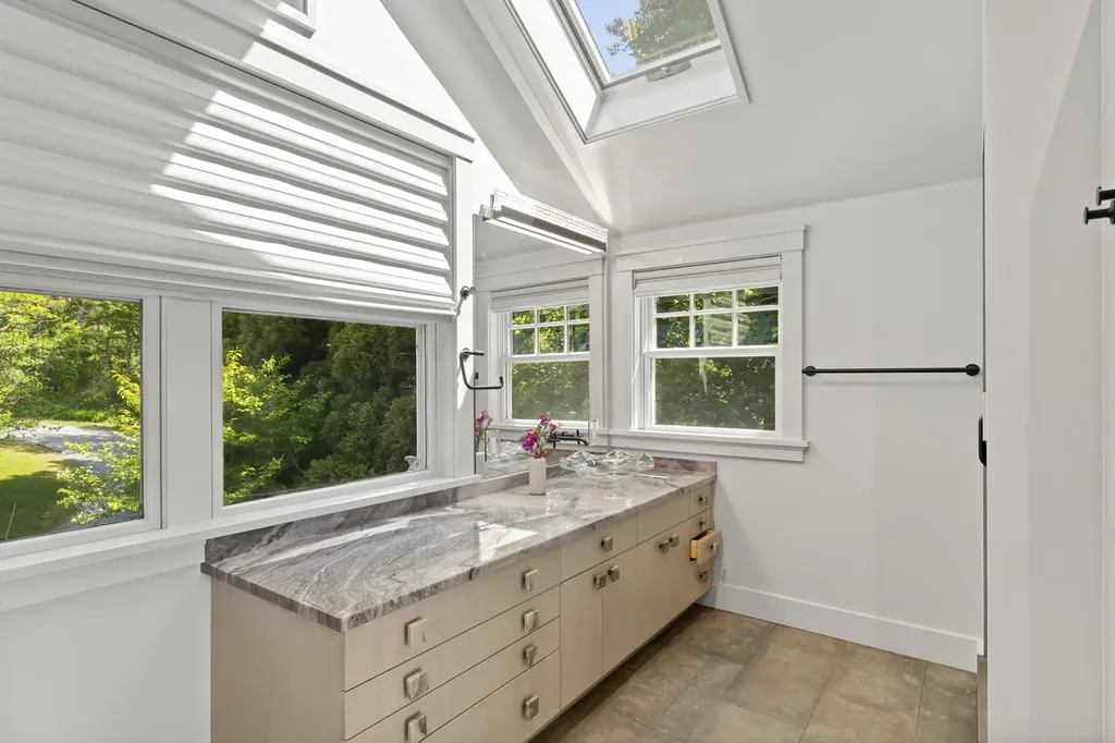 308 South Road Chilmark MA 02535