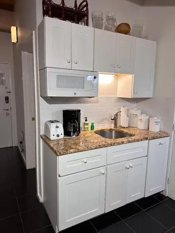 21 Island Inn Road Oak Bluffs MA 02557