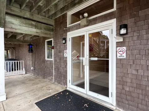 21 Island Inn Road Oak Bluffs MA 02557