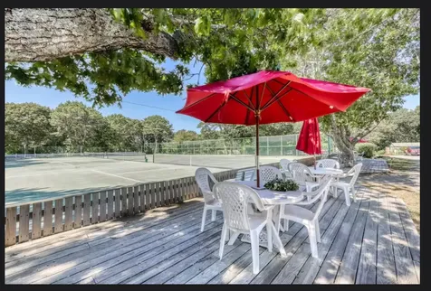 21 Island Inn Road Oak Bluffs MA 02557