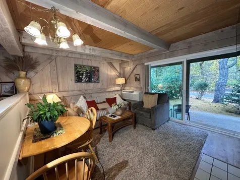 21 Island Inn Road Oak Bluffs MA 02557