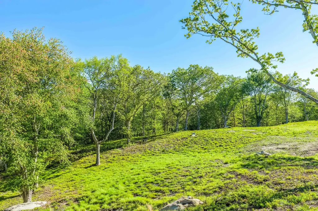 31 Tower Lane And 34 Ebens Lane Chilmark MA 02535