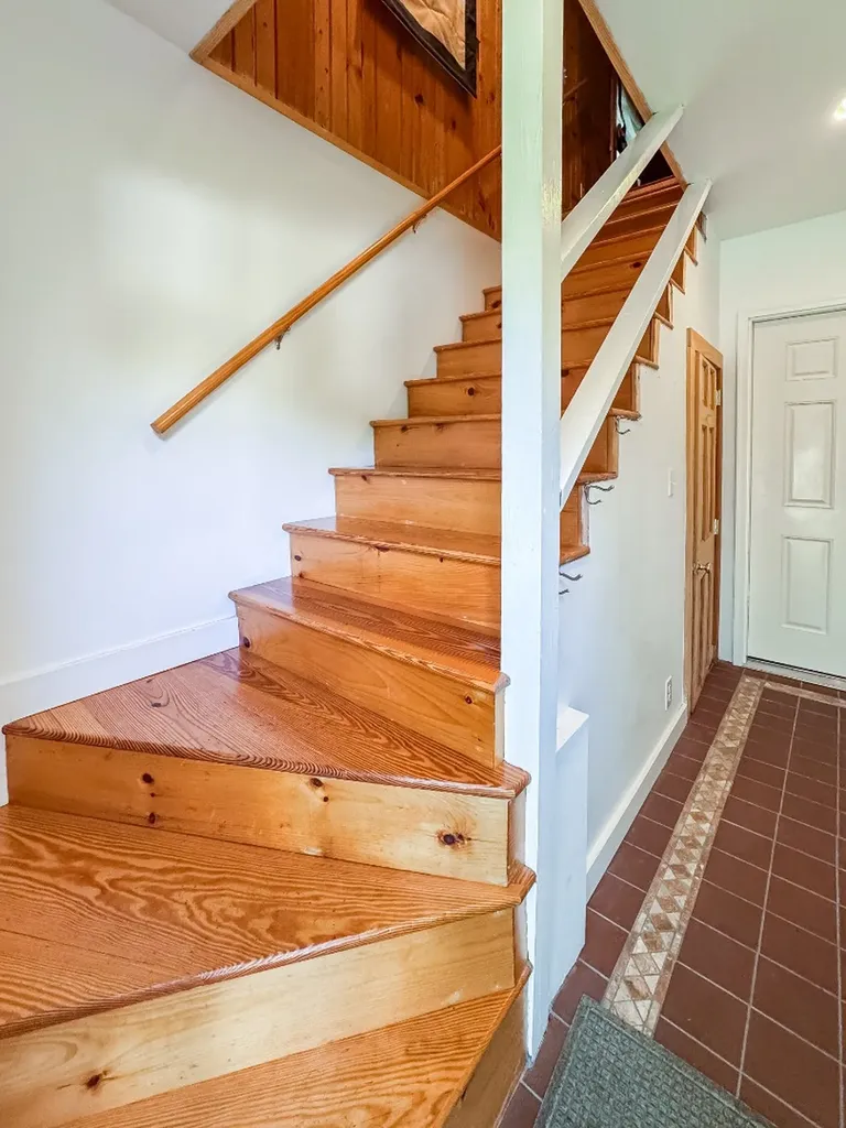 69 School Street Edgartown MA 02539