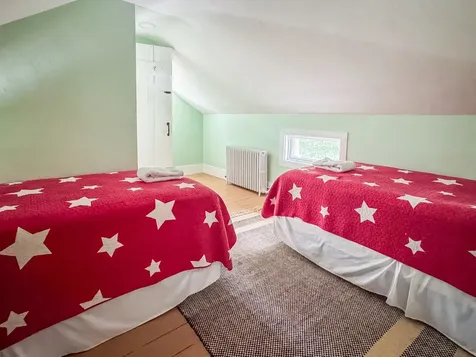 69 School Street Edgartown MA 02539